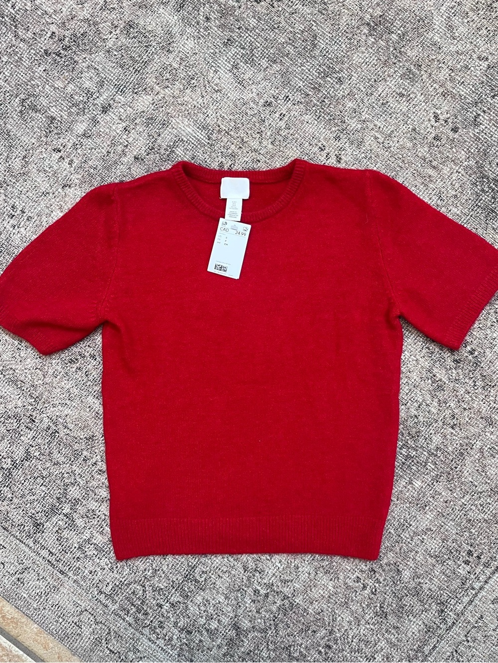 NWT Red H&M Short-Sleeve Soft Crewneck Sweater S